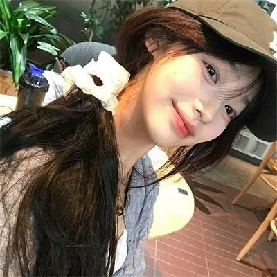 身份流亡